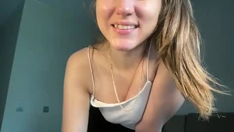 Snapshot of nursedoll chatting on June 12, 7:29 am Ema online show from June 12, 7:29 am