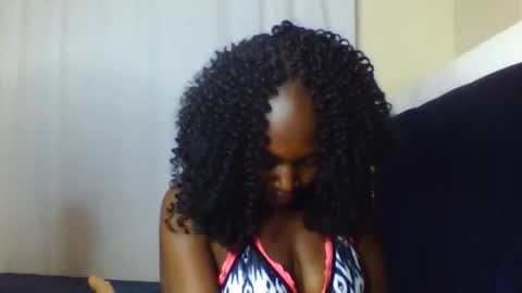 nutgal online show from February 14, 1:24 am