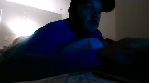 nuttincowboy727272 online show from February 10, 1:10 am