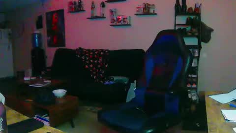Snapshot of nuttyxmusk chatting on January 7, 5:21 am Check the links online show from January 7, 5:21 am