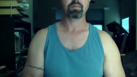 nvrenuff1979 online show from March 22, 12:41 pm