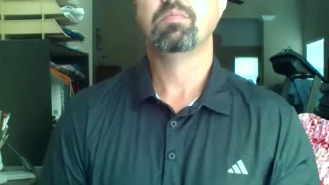 Snapshot of nvrenuff1979 chatting on May 3, 12:33 pm nvrenuff1979 online show from May 3, 12:33 pm