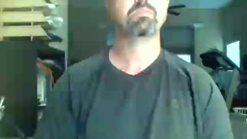 Snapshot of nvrenuff1979 chatting on May 4, 11:28 am nvrenuff1979 online show from May 4, 11:28 am