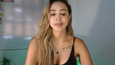 Snapshot of nycole_1988 chatting on July 13, 9:06 pm Nycole online show from July 13, 9:06 pm