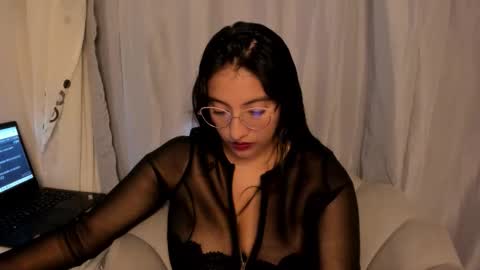 Vanessa online show from February 5, 2:33 pm