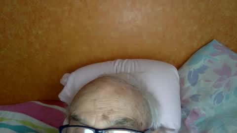 Snapshot of nymouf chatting on December 3, 10:46 am nymouf online show from December 3, 10:46 am