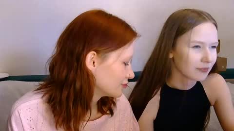 nyra_thira online show from April 19, 2:16 pm