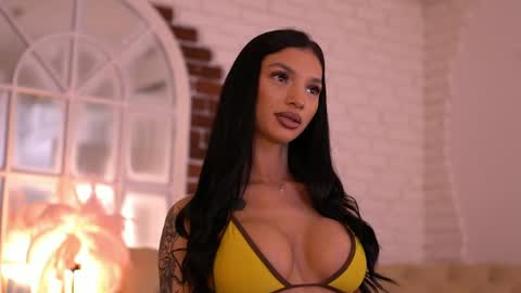 Nyssa online show from April 8, 5:24 pm