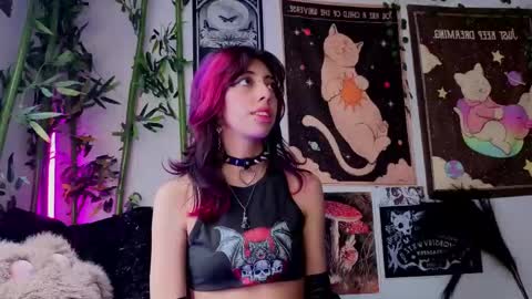   online show from April 20, 7:59 pm