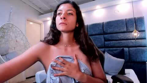 Nyx  online show from April 13, 7:08 pm