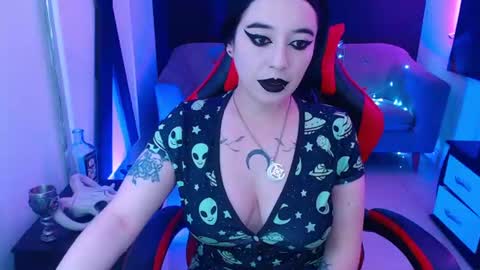 Nyx online show from June 24, 12:04 pm