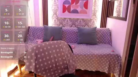 Snapshot of nyxx_velariia chatting on June 12, 3:22 pm Nyxx vala online show from June 12, 3:22 pm