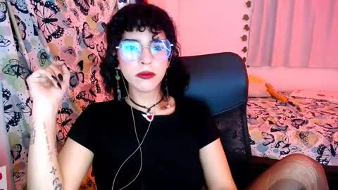 Snapshot of nyxxei chatting on January 14, 10:36 pm Nyxxei online show from January 14, 10:36 pm