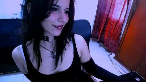Snapshot of nyxxei chatting on June 5, 9:09 pm Nyxxei online show from June 5, 9:09 pm