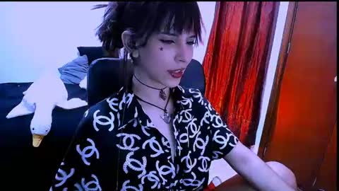 Snapshot of nyxxei chatting on July 16, 11:44 pm Nyxxei online show from July 16, 11:44 pm