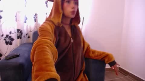 Snapshot of nyxxx_rouge chatting on February 13, 9:33 pm nyxxx_rouge online show from February 13, 9:33 pm