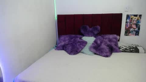 Snapshot of nyxxx_rouge chatting on April 3, 7:17 am nyxxx_rouge online show from April 3, 7:17 am