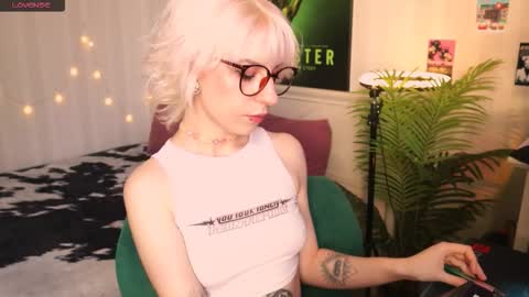 Moonlight online show from February 1, 9:08 am