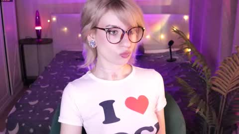 Moonlight online show from March 19, 8:07 am