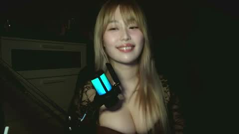 Snapshot of obeycarrienoona chatting on April 26, 1:58 am Goddess Carrie online show from April 26, 1:58 am