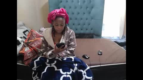 Snapshot of obsessedmimi chatting on May 31, 12:12 pm obsessedmimi online show from May 31, 12:12 pm