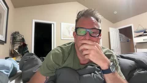 Snapshot of obsidianheartsx chatting on November 28, 7:11 am SimplyUs online show from November 28, 7:11 am