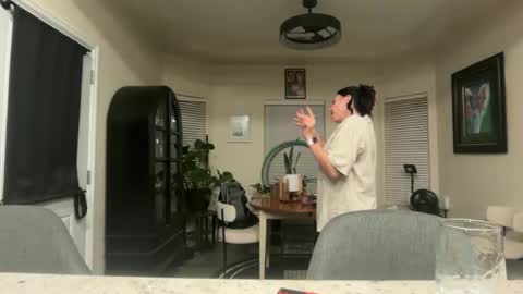 Snapshot of obsidianheartsx chatting on June 3, 6:27 am SimplyUs online show from June 3, 6:27 am