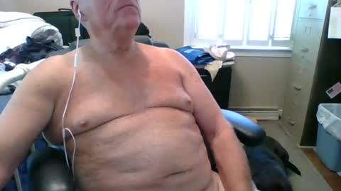 Snapshot of obx4sunanfun60 chatting on July 20, 5:37 pm obx4sunanfun60 online show from July 20, 5:37 pm