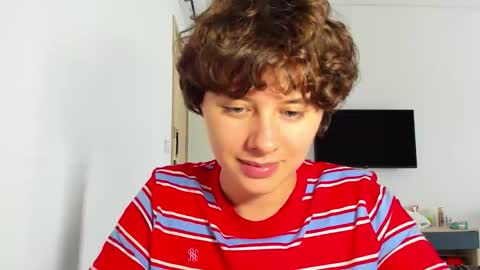 Evie online show from March 10, 6:18 am