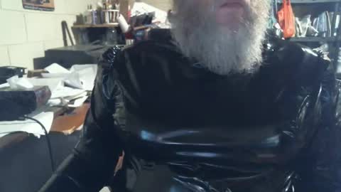 Snapshot of oddobsessions chatting on February 5, 2:05 am oddobsessions online show from February 5, 2:05 am