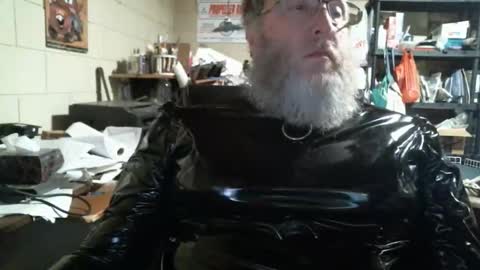 Snapshot of oddobsessions chatting on February 21, 1:39 am oddobsessions online show from February 21, 1:39 am