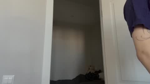 Thea online show from April 15, 4:41 am