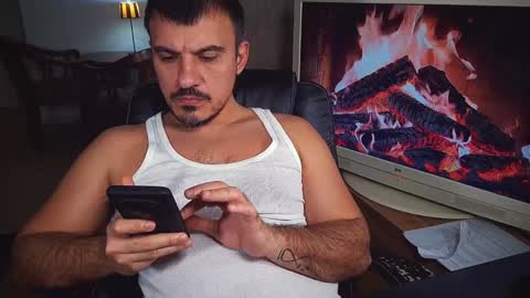 Snapshot of officeman7 chatting on February 5, 5:20 pm officeman7 online show from February 5, 5:20 pm