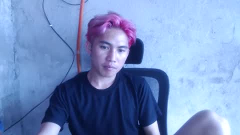 Snapshot of officialkael chatting on January 8, 8:38 am kael online show from January 8, 8:38 am