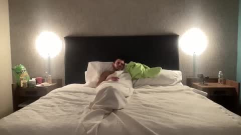 ofthatguy online show from February 15, 7:51 am