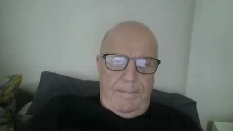 Snapshot of oggi95 chatting on January 22, 1:11 pm oggi95 online show from January 22, 1:11 pm