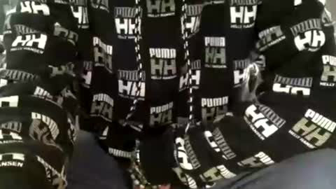 oggs48 online show from November 9, 1:31 pm