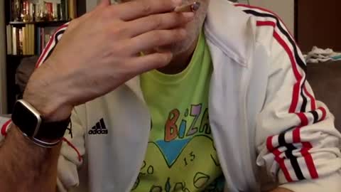 Snapshot of oggs48 chatting on June 4, 8:04 pm oggs48 online show from June 4, 8:04 pm