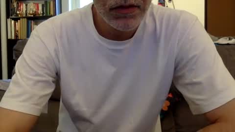 Snapshot of oggs48 chatting on June 10, 4:17 pm oggs48 online show from June 10, 4:17 pm