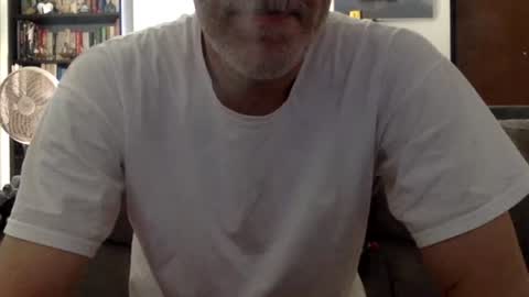 Snapshot of oggs48 chatting on July 5, 1:29 pm oggs48 online show from July 5, 1:29 pm