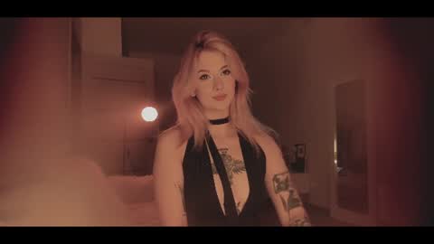 your dear Lilith Chapman online show from July 17, 10:03 pm