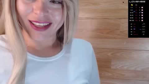 Snapshot of oh_xxxlt4 chatting on December 22, 3:09 pm Oh xxxLt4 online show from December 22, 3:09 pm