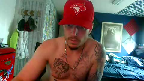 who dares  toss me some  tips lets have fun online show from April 28, 7:52 pm