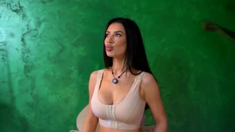 Julia online show from April 9, 6:19 am