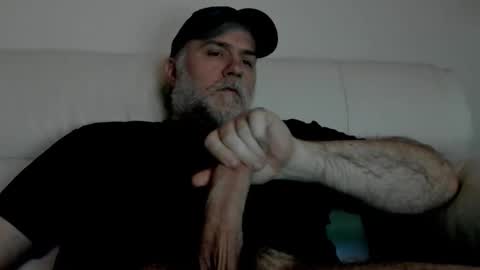 Snapshot of ohhhbillyyy chatting on June 11, 12:19 am Billy Bear online show from June 11, 12:19 am