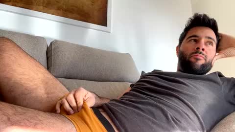 Snapshot of ohmaig0t chatting on December 16, 10:40 am ohmaig0t online show from December 16, 10:40 am