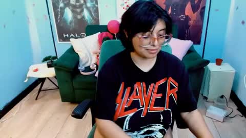 ohmysqueak online show from May 11, 1:55 am