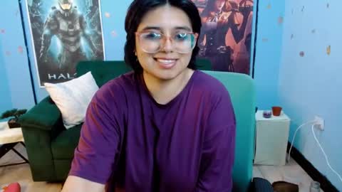 ohmysqueak online show from May 14, 11:00 pm