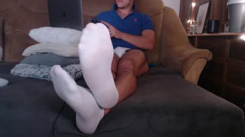 okayletschill online show from November 16, 11:10 pm