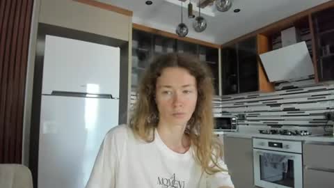Snapshot of oksanafedorova chatting on June 17, 10:50 am Welcome to my fans page online show from June 17, 10:50 am